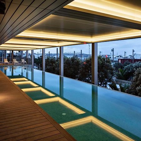 מלון Park Hyatt אוקלנד מראה חיצוני תמונה The pool at the 12th floor